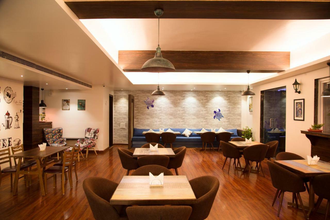 Jalsa Resort Indore Eksteriør billede
