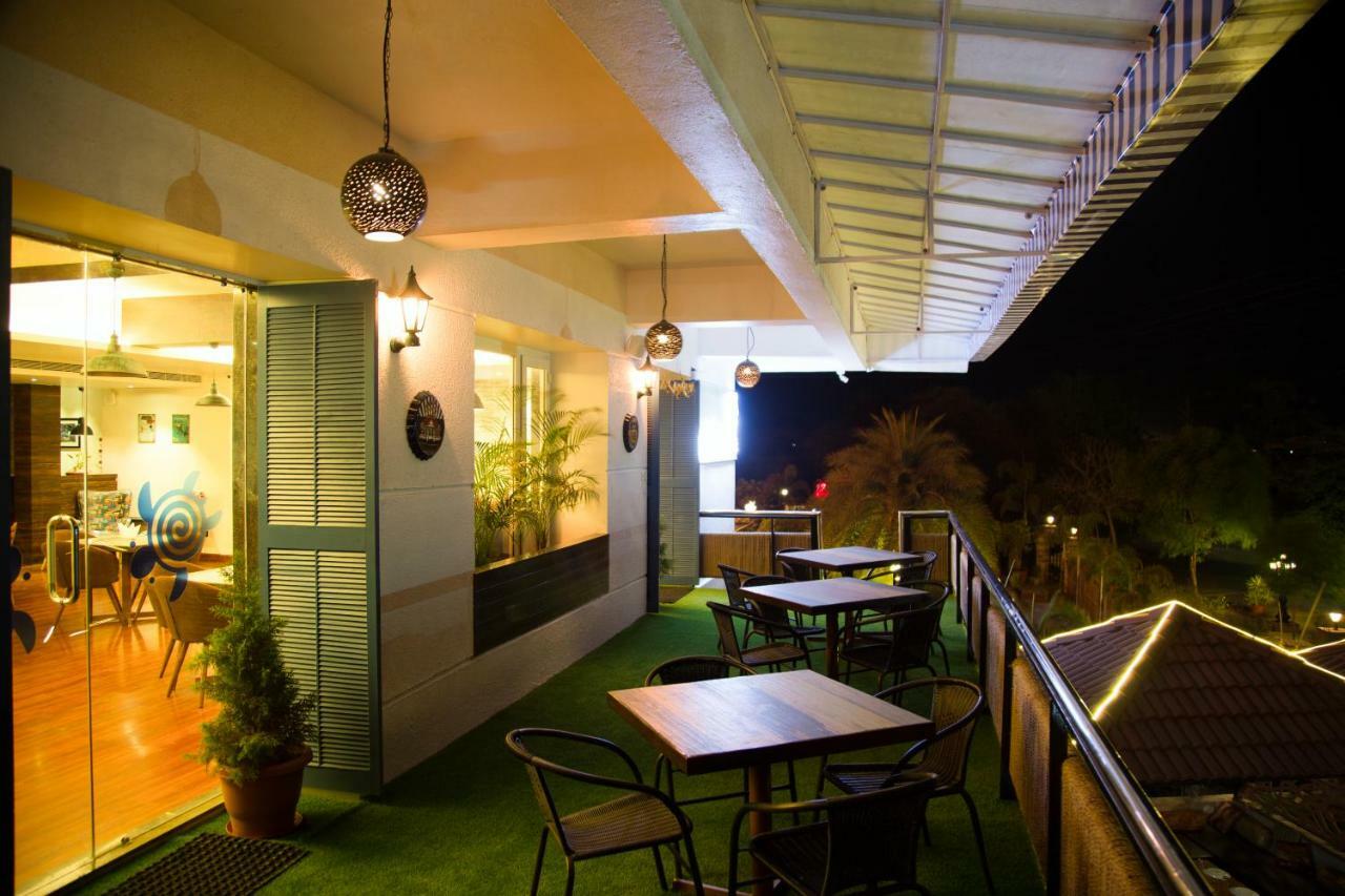 Jalsa Resort Indore Eksteriør billede