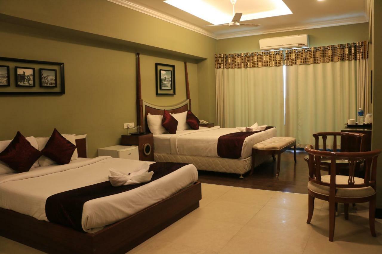 Jalsa Resort Indore Eksteriør billede