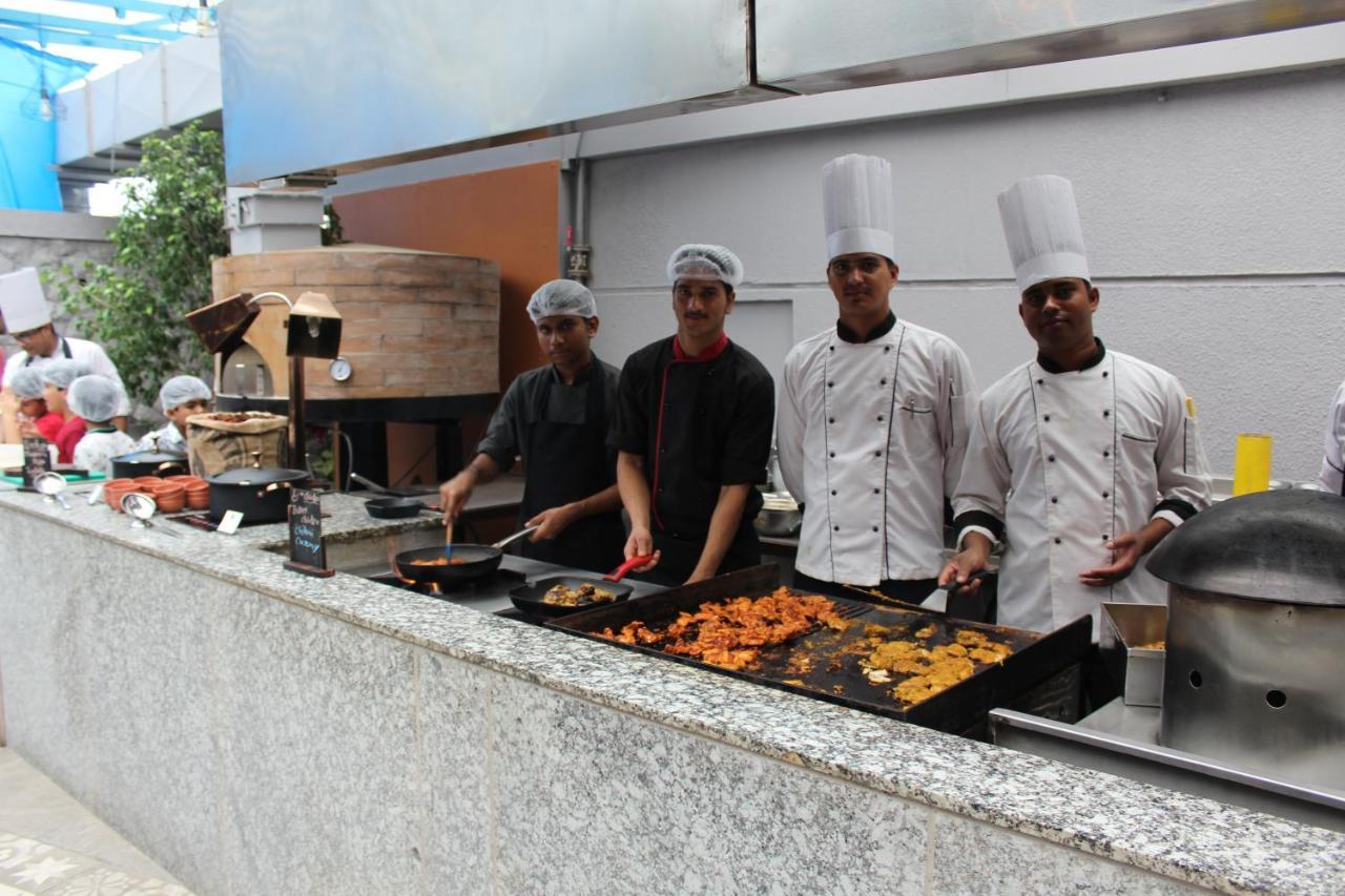 Jalsa Resort Indore Eksteriør billede